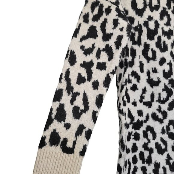 Leopard Print Knit Dress Oatmeal/Black Turtleneck | Women Oversized S/ or M - Picture 3 of 10